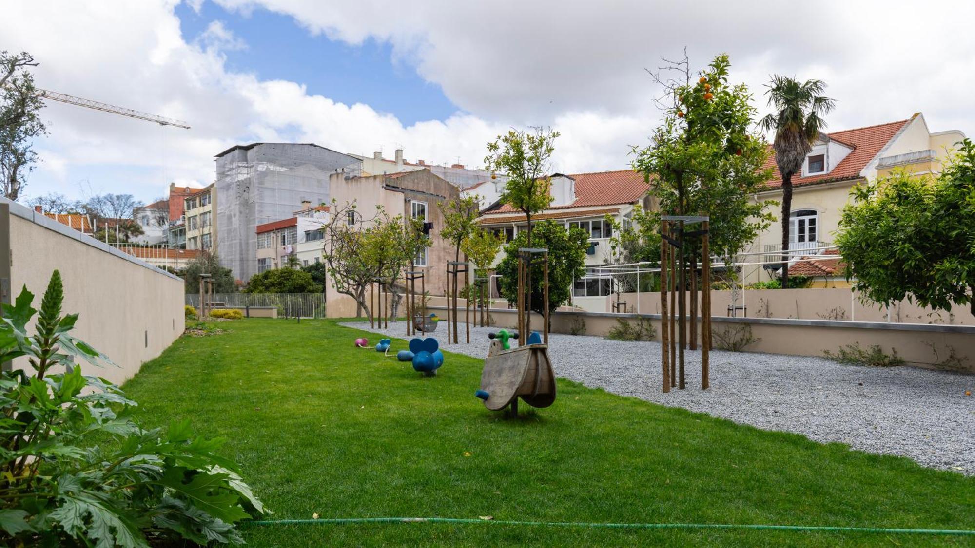 Apartamento Jardins Da Gloria Stylish Living By Lovelystay Lisboa